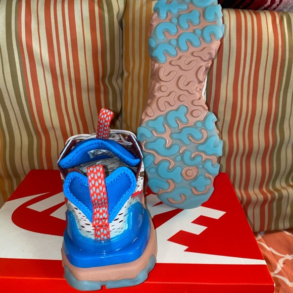 Nike React Vision - Picture 2 of 4
